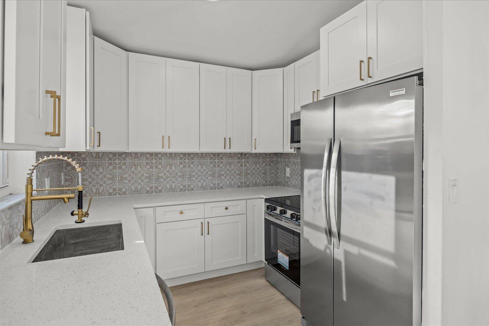1561 NW 7THPompano Beach - picture
