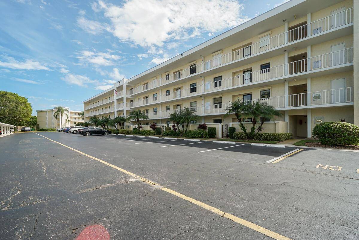 300 N Hwy A1AJupiter - Ocean Parks condo unit F-306 - picture