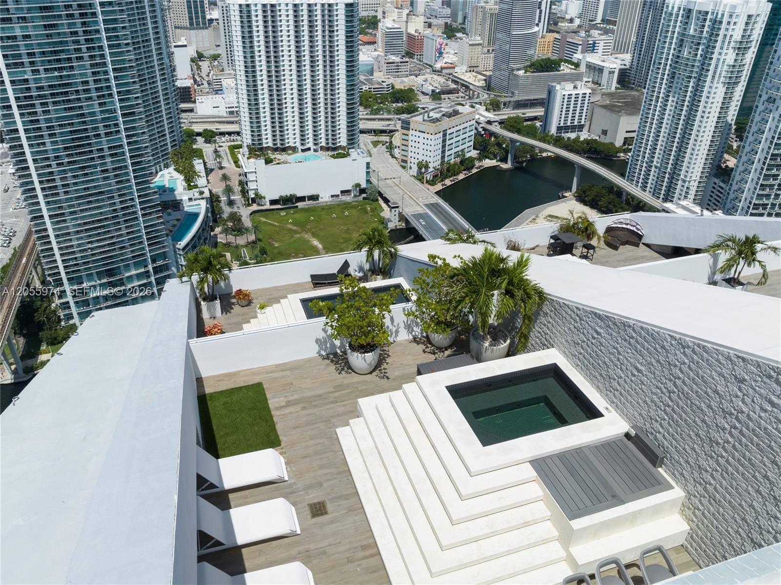 88 SW 7th StMiami - RISE CONDO condo unit PH 4303 - picture