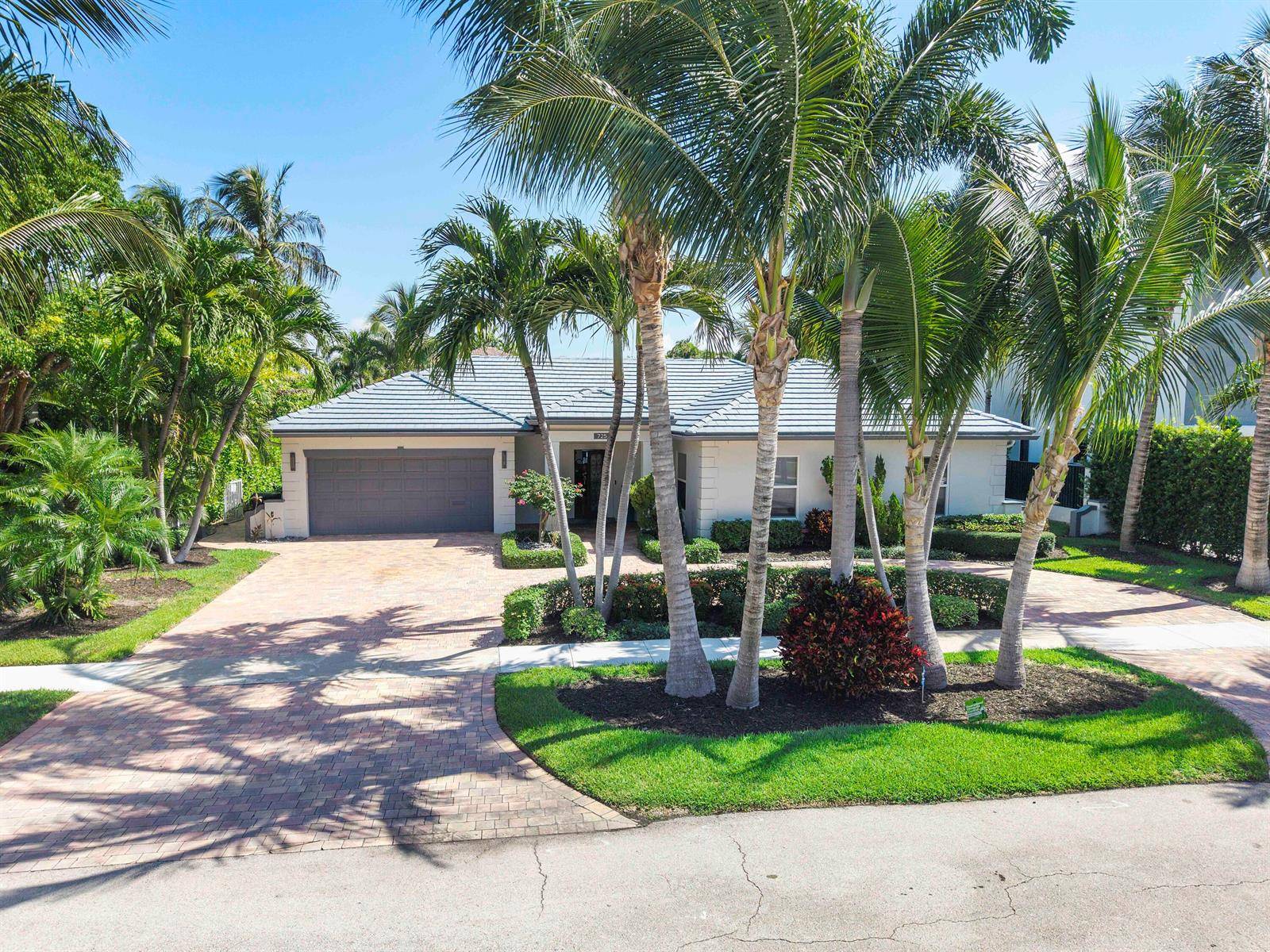 725 NE 36THBoca Raton - picture