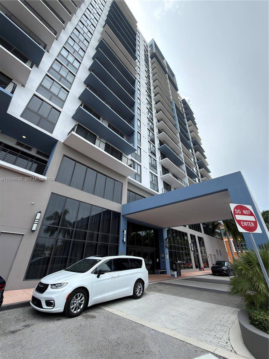 5350 NW 84th AveDoral - 5350 PARK CONDO condo unit 606 - picture