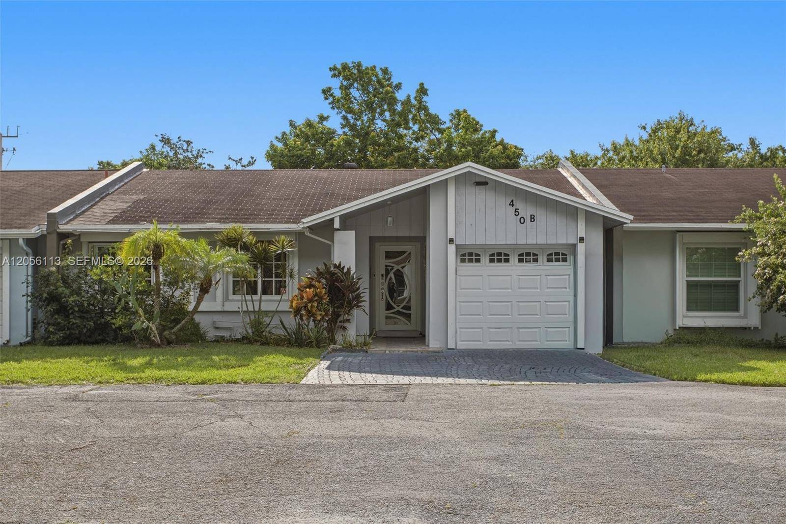 450 E Lakewood Cir EMargate - LAKEWOOD ON THE GREEN SEC condo unit B - picture