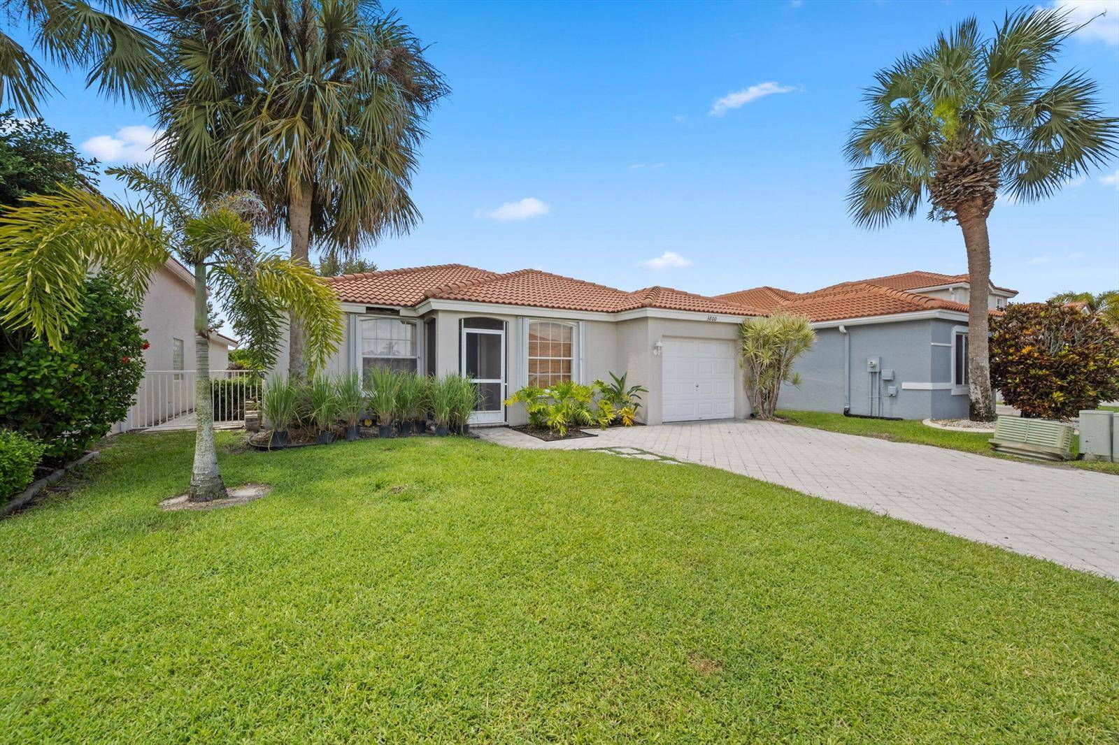 3800 MiramontesWellington - picture