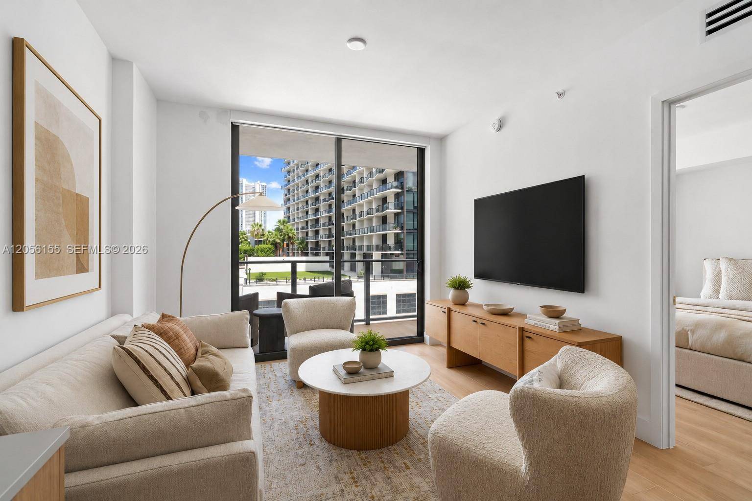 90 NE 32nd StMiami - condo unit 806 - picture
