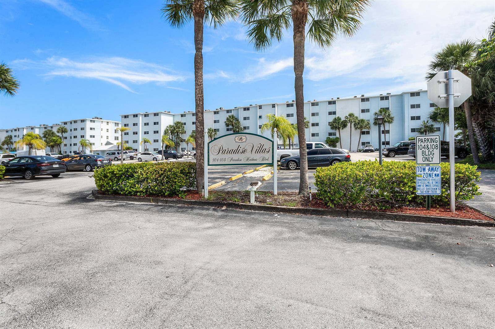 108 Paradise HarbourNorth Palm Beach - PARADISE VILLAS CONDO,PARADISE VILLAS COND condo unit 107 - picture