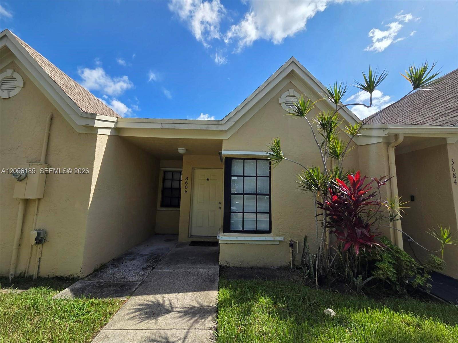 3686 NW 83rd LnSunrise - picture
