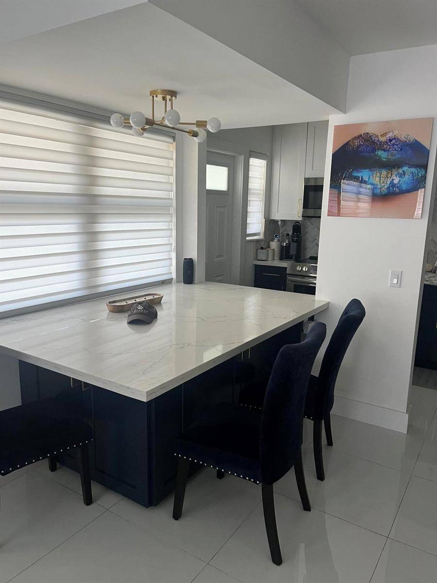 2701 NE 1STPompano Beach - SUNNY COURT APTS CONDO condo unit 209 - picture