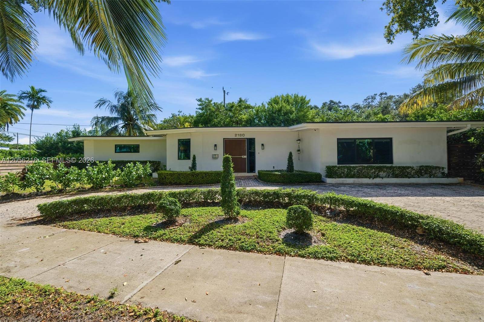 2180 NE 191st DrNorth Miami Beach - picture