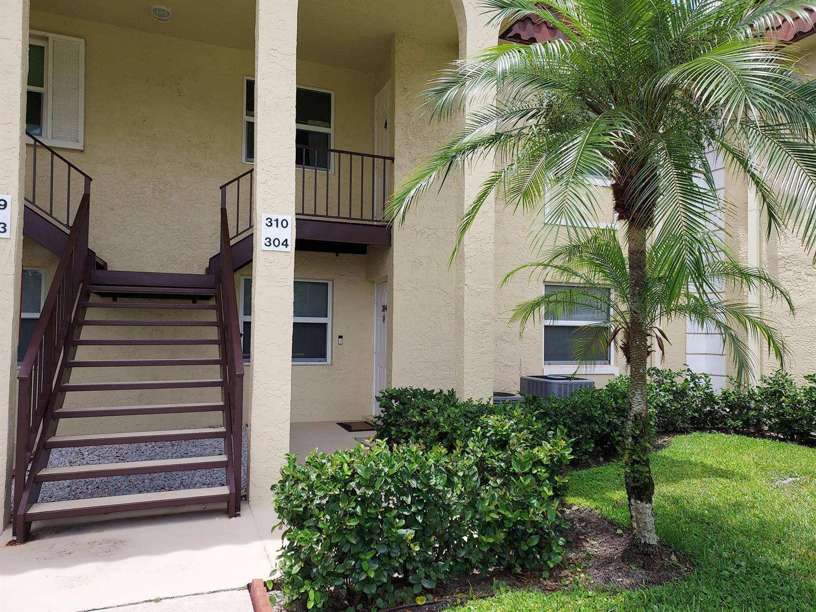 717 S US HIGHWAY 1Jupiter - VILLAS ON THE GREEN CONDO,Villas on the Green condo unit 304 - picture