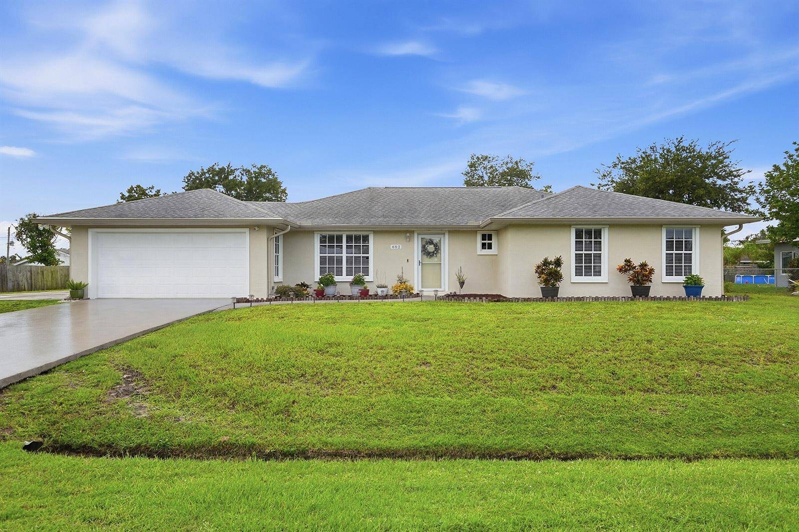 482 SE GALLEONPort St. Lucie - picture