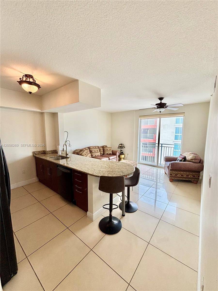 7290 SW 90th StMiami - DOWNTOWN DADELAND CONDO N condo unit 606 - picture