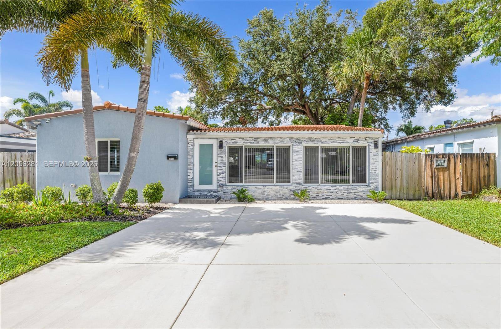 1008 SW 18th CtFort Lauderdale - picture