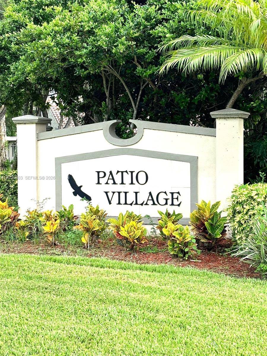 613 Patio Village WayWeston - picture