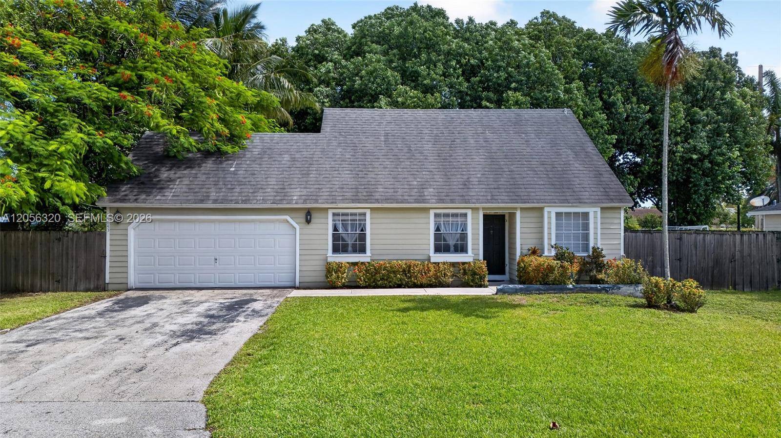 14843 SW 152nd TerMiami - picture