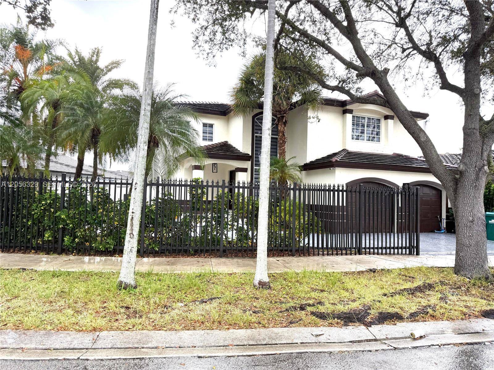 9352 SW 155th AveMiami - picture