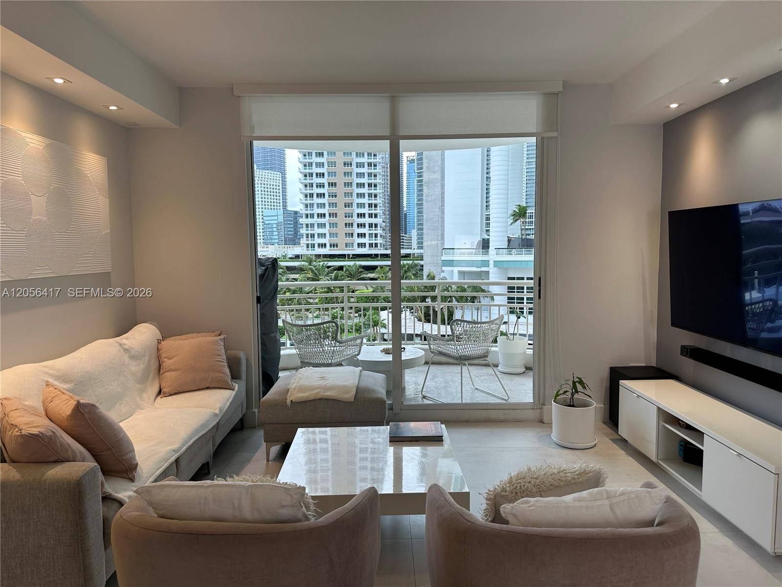 888 Brickell Key DrMiami - ONE TEQUESTA POINT CONDO,ONE TEQUESTA POINT C condo unit 700 - picture