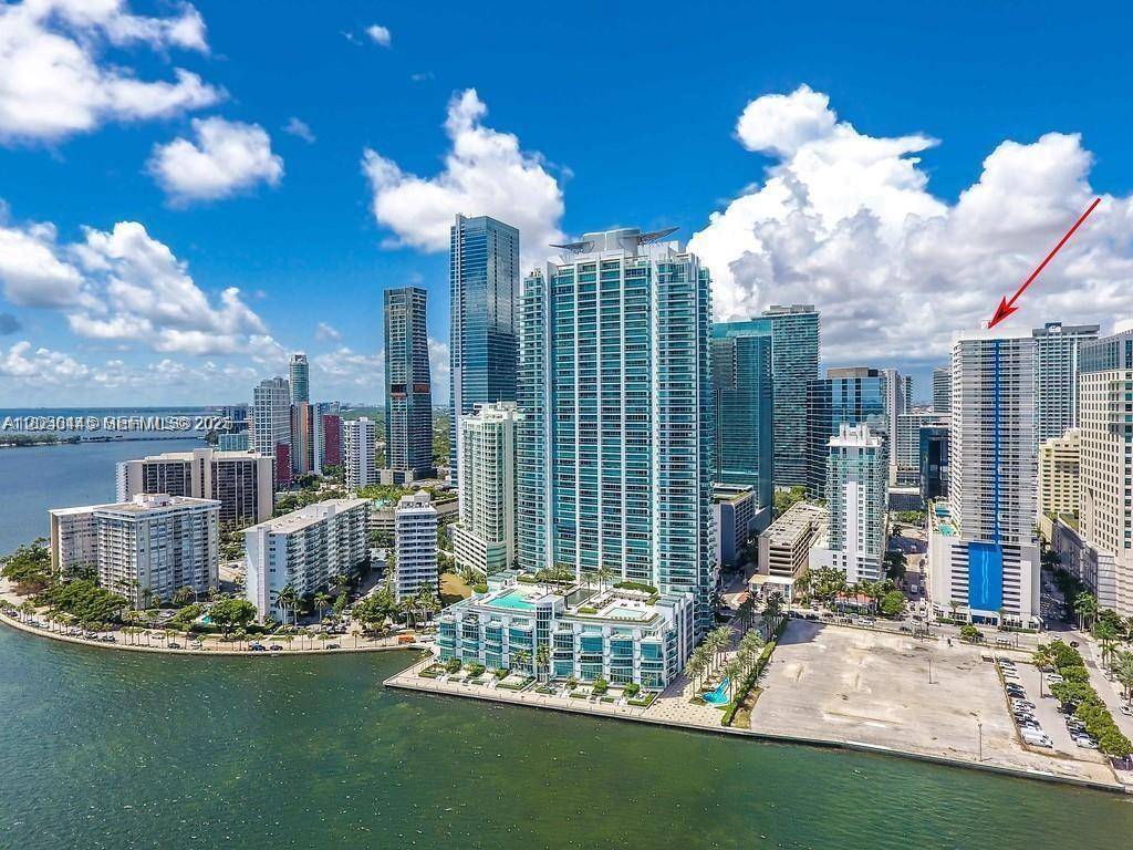 1200 Brickell Bay DrMiami - THE CLUB AT BRICKELL BAY condo unit 1518 - picture