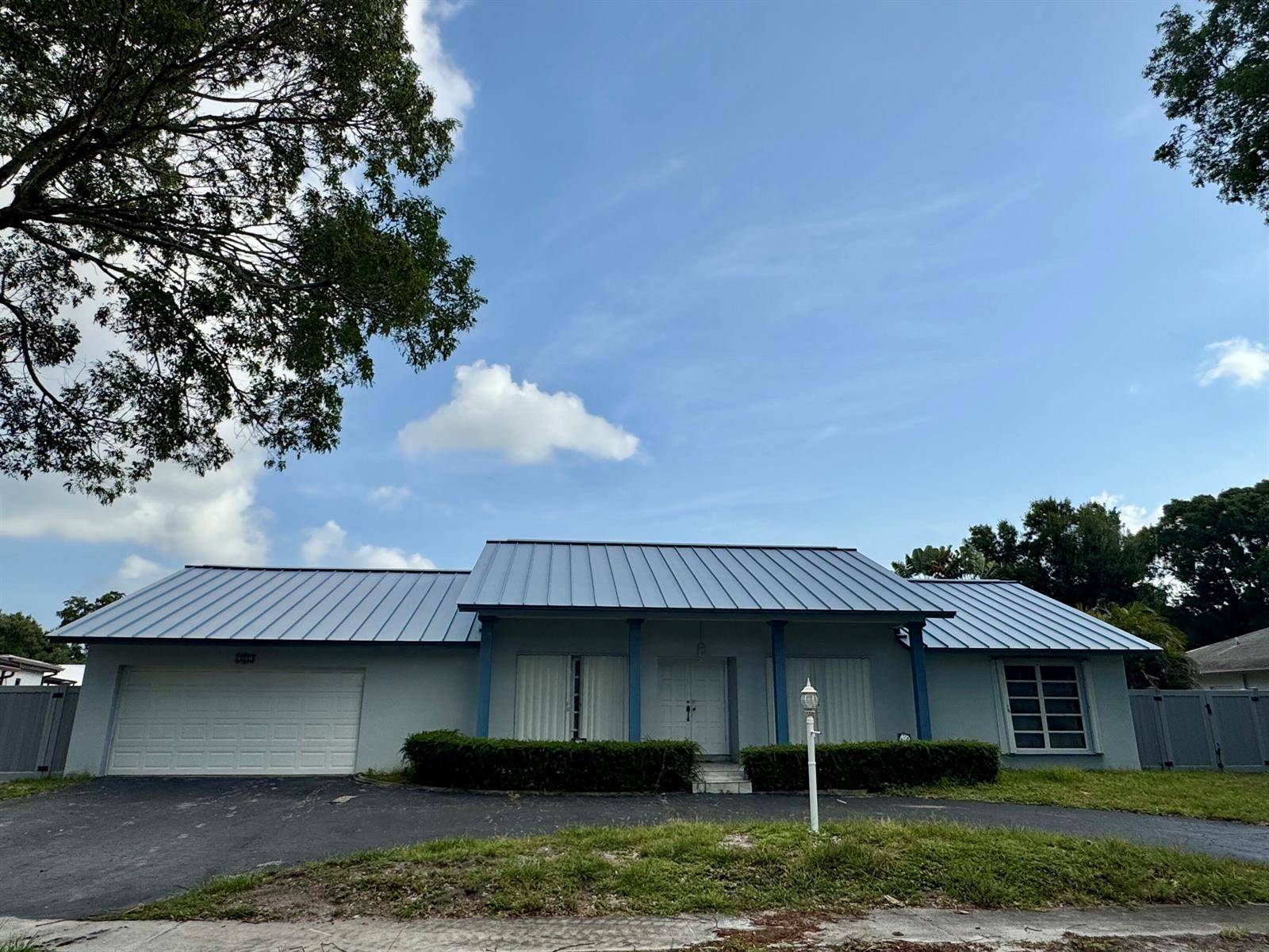 7441 SW 19THPlantation - picture