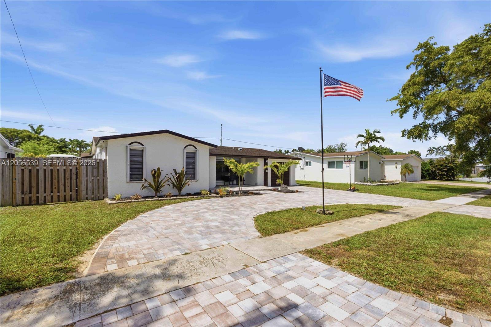 9120 SW 55th StCooper City - picture