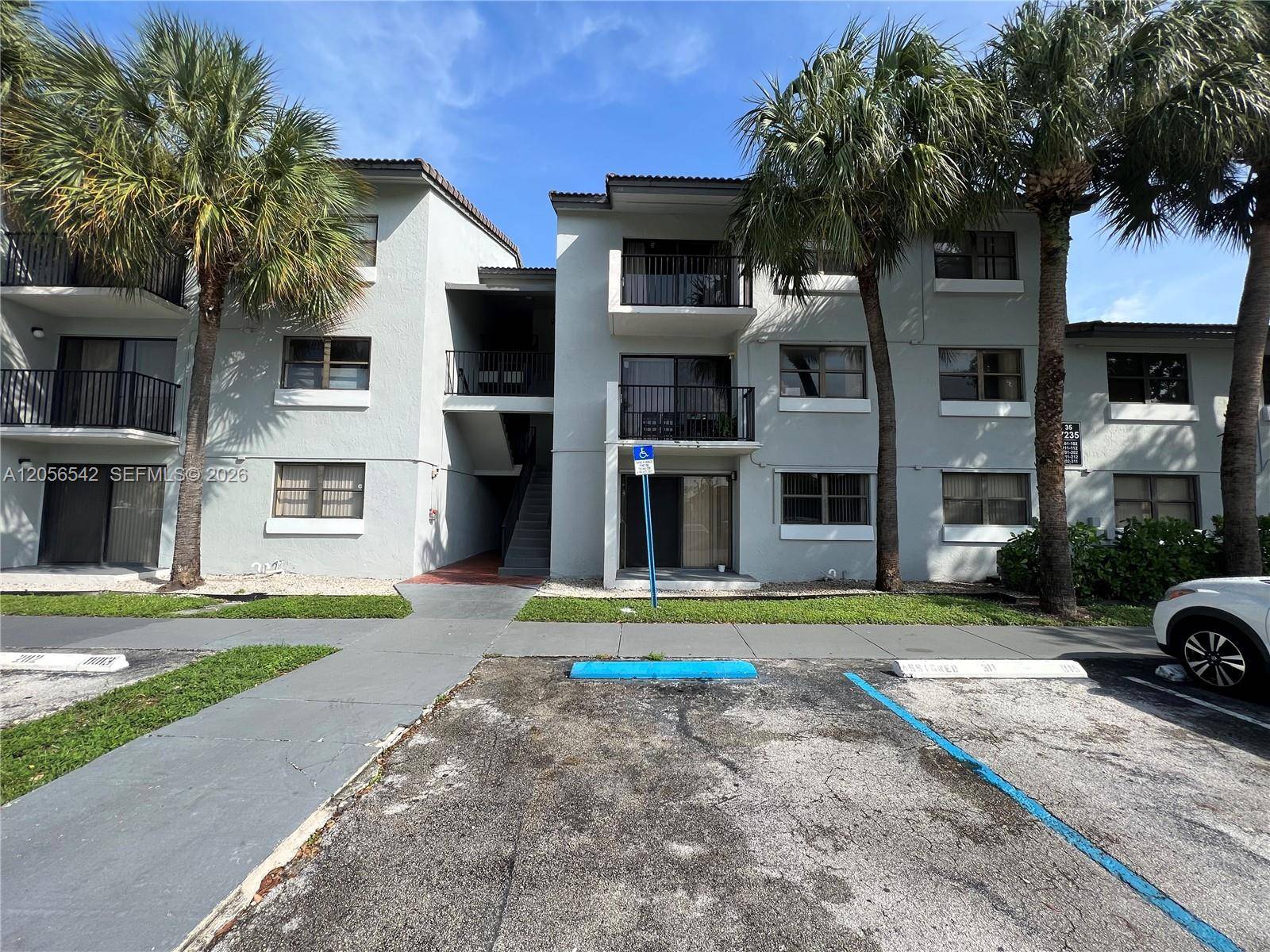 7235 NW 179th StHialeah - VILLA BELLINI CONDO condo unit 104 - picture