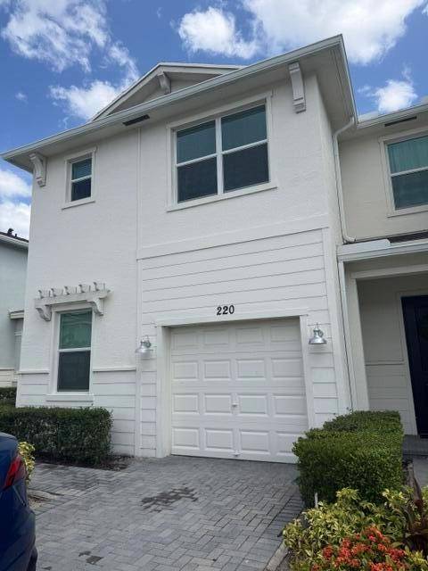 220 SE WOODBARKPort St. Lucie - picture