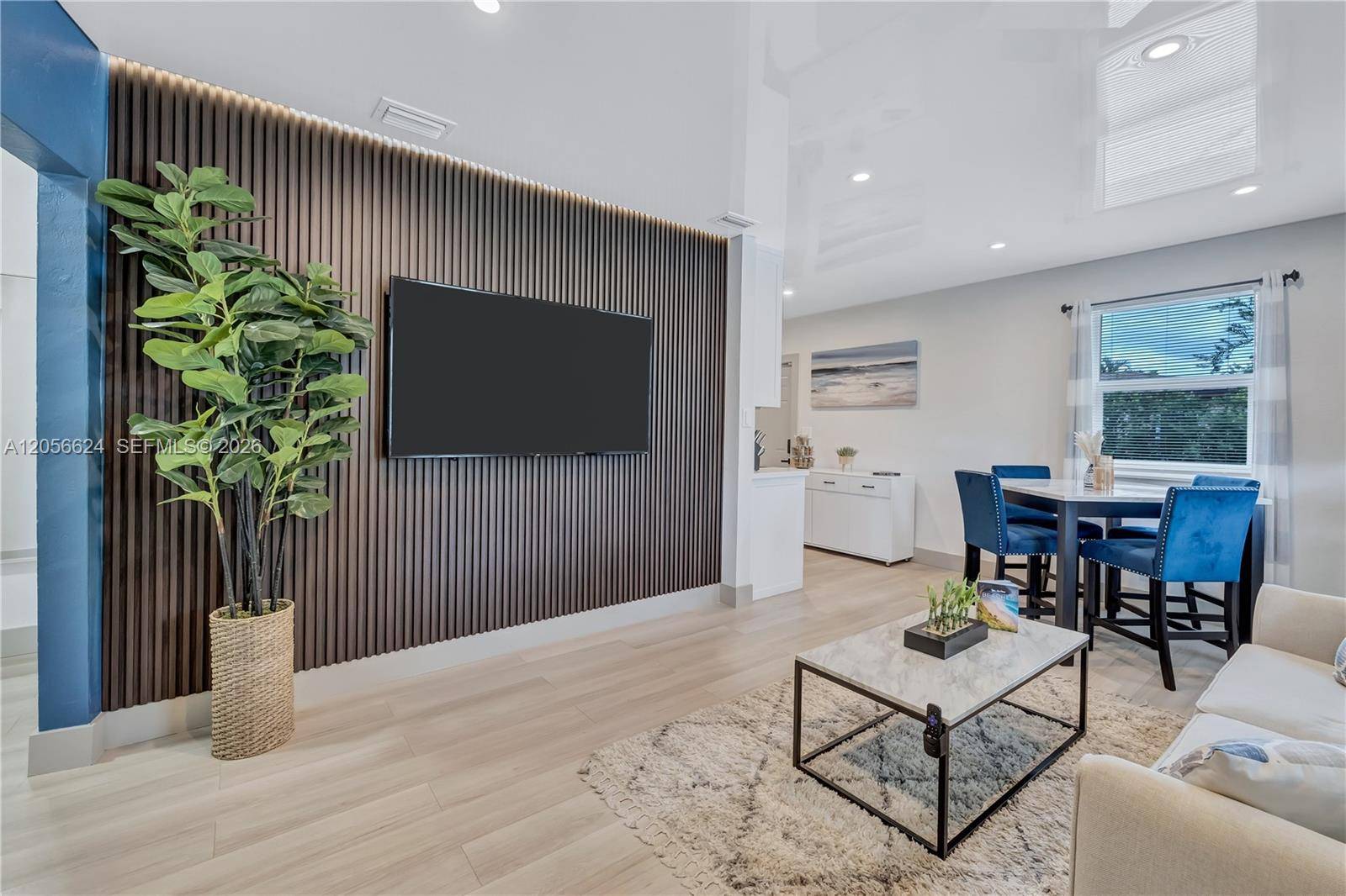 1390 NE 150th StMiami - picture