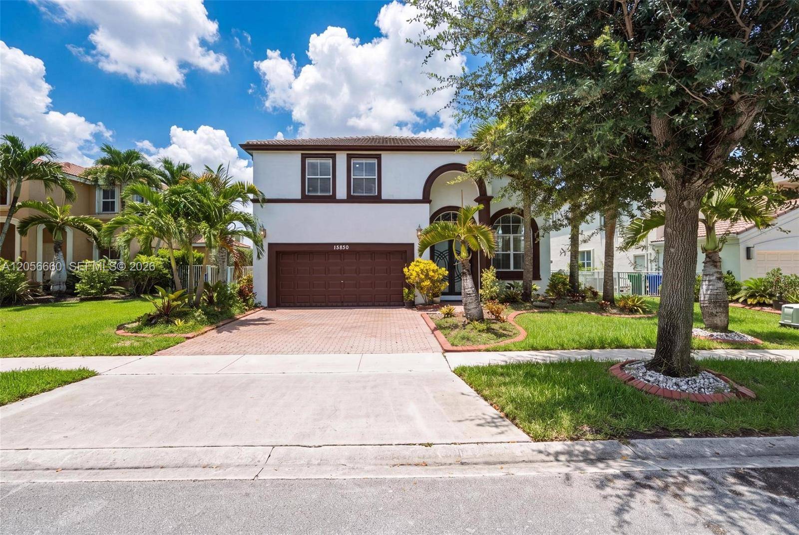 15850 SW 49th CtMiramar - picture