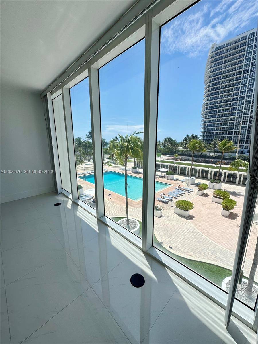 10275 Collins AveBal Harbour - HARBOUR HOUSE condo unit 316 - picture