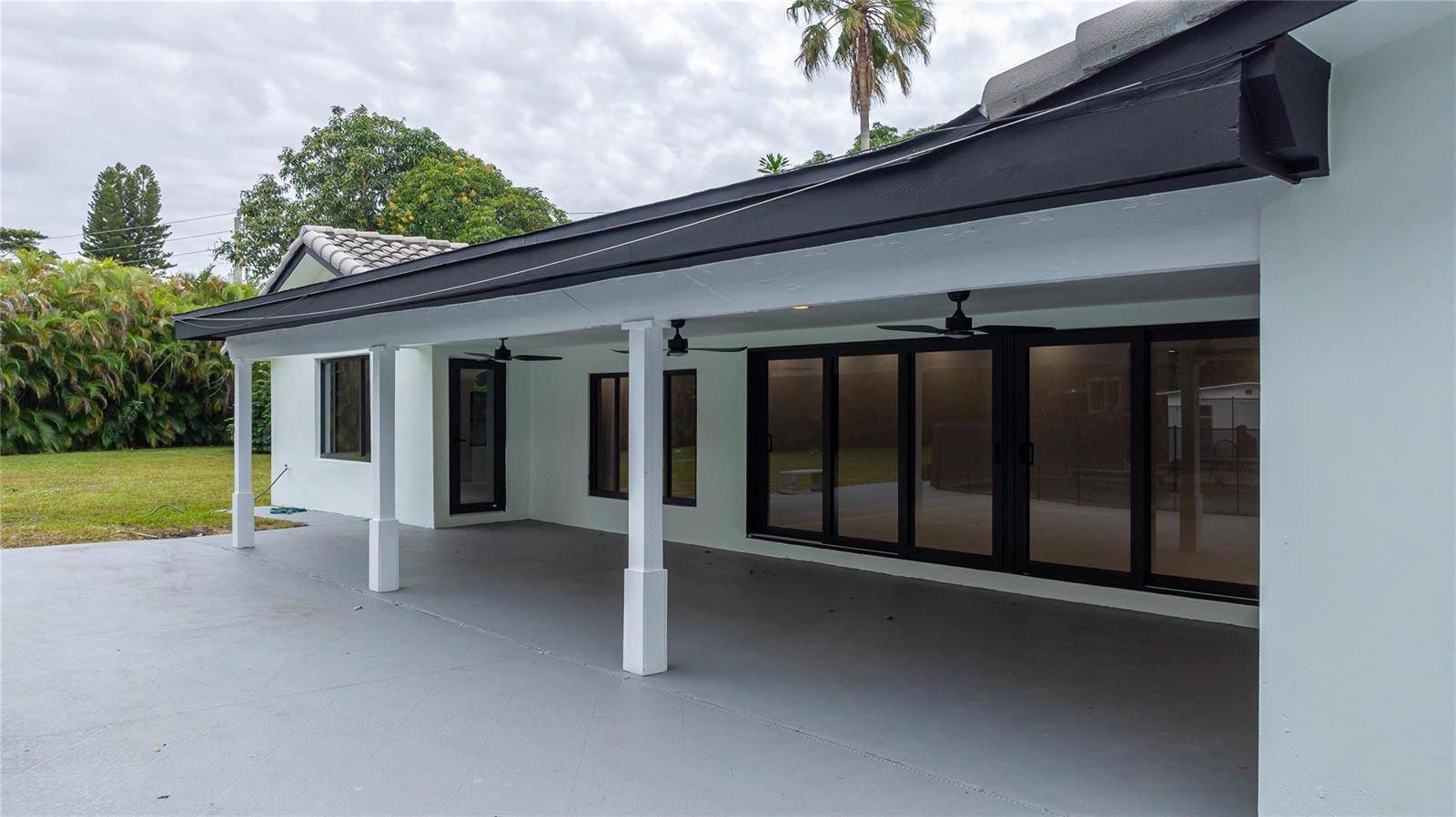 13401 SW 83RDPinecrest - picture