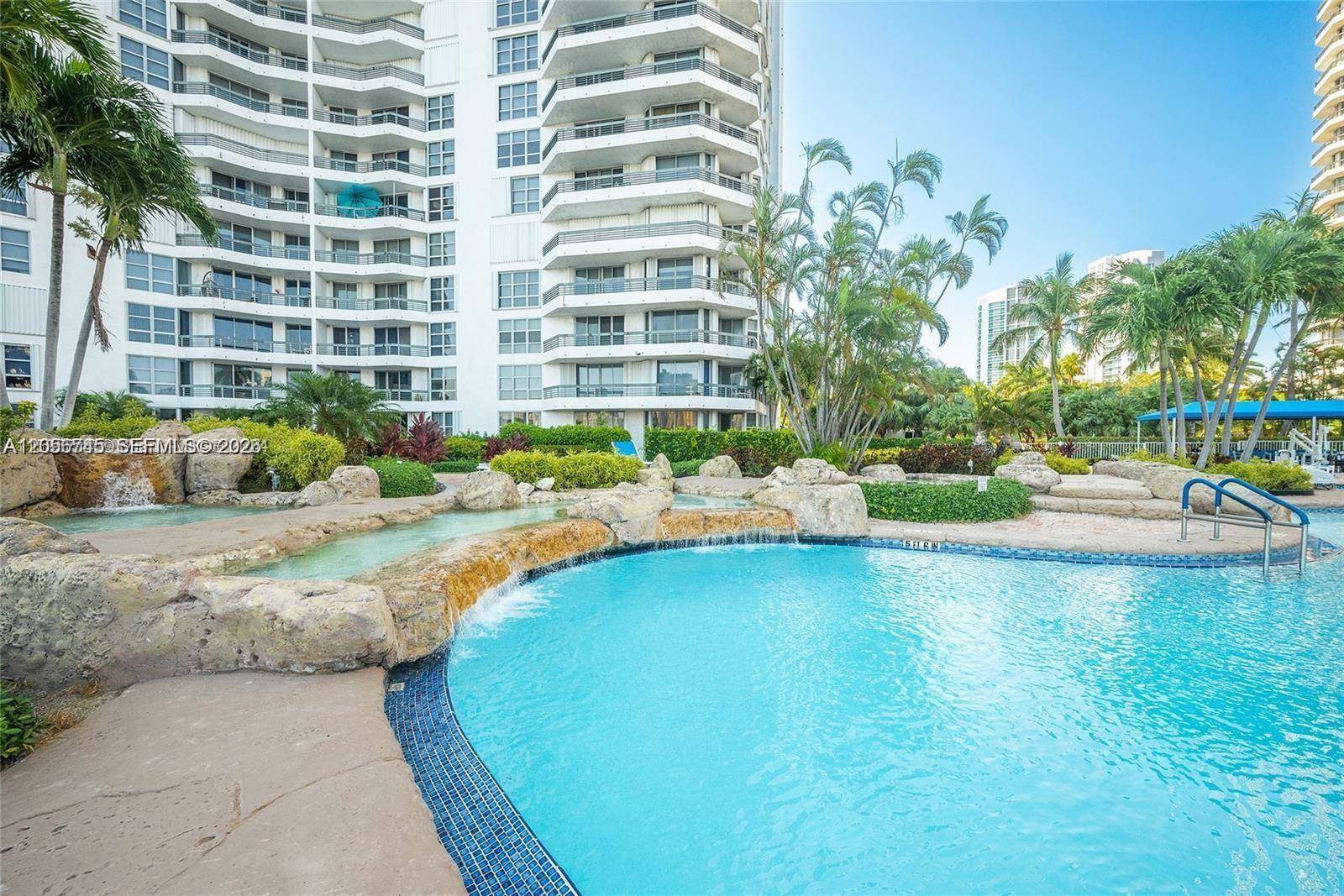 19101 NE 36th CtAventura - MYSTIC POINTE CONDO NO TH condo unit 2206 - picture