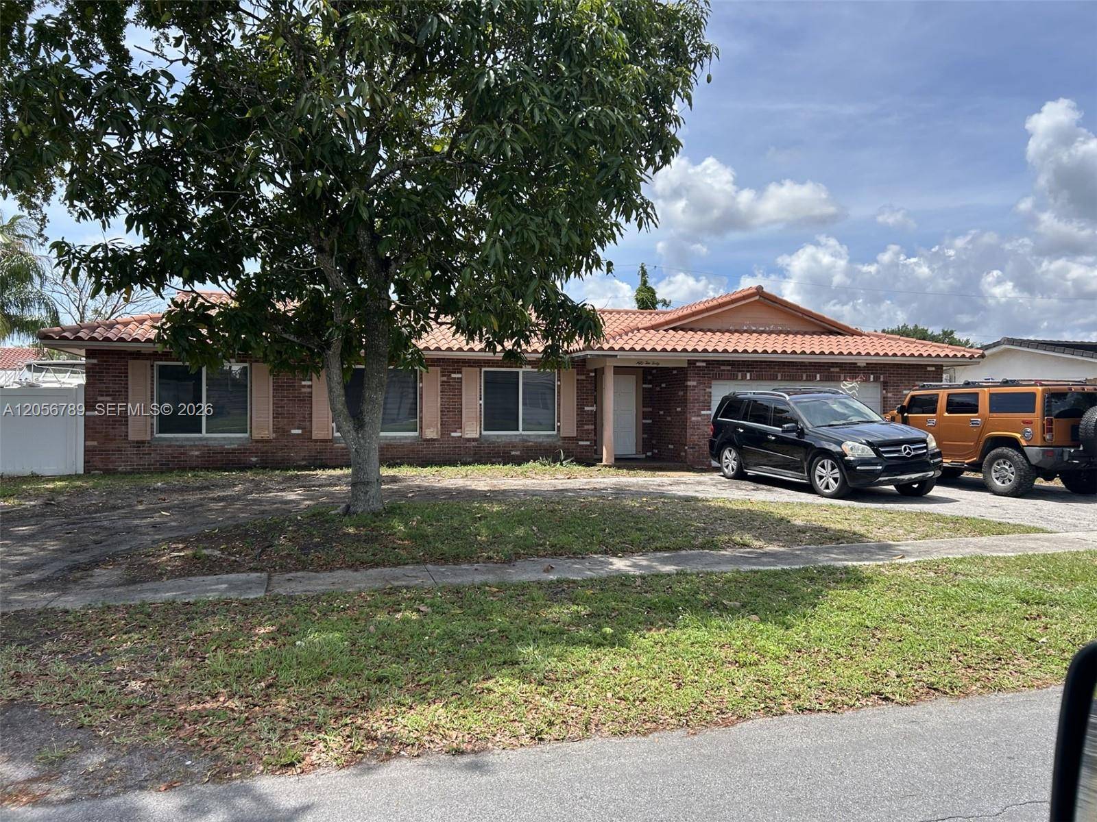 5240 SW 10th CtPlantation - picture