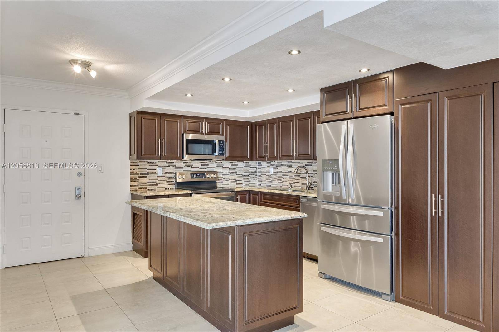 6061 Collins AveMiami Beach - LE TRIANON CONDO condo unit 15D - picture