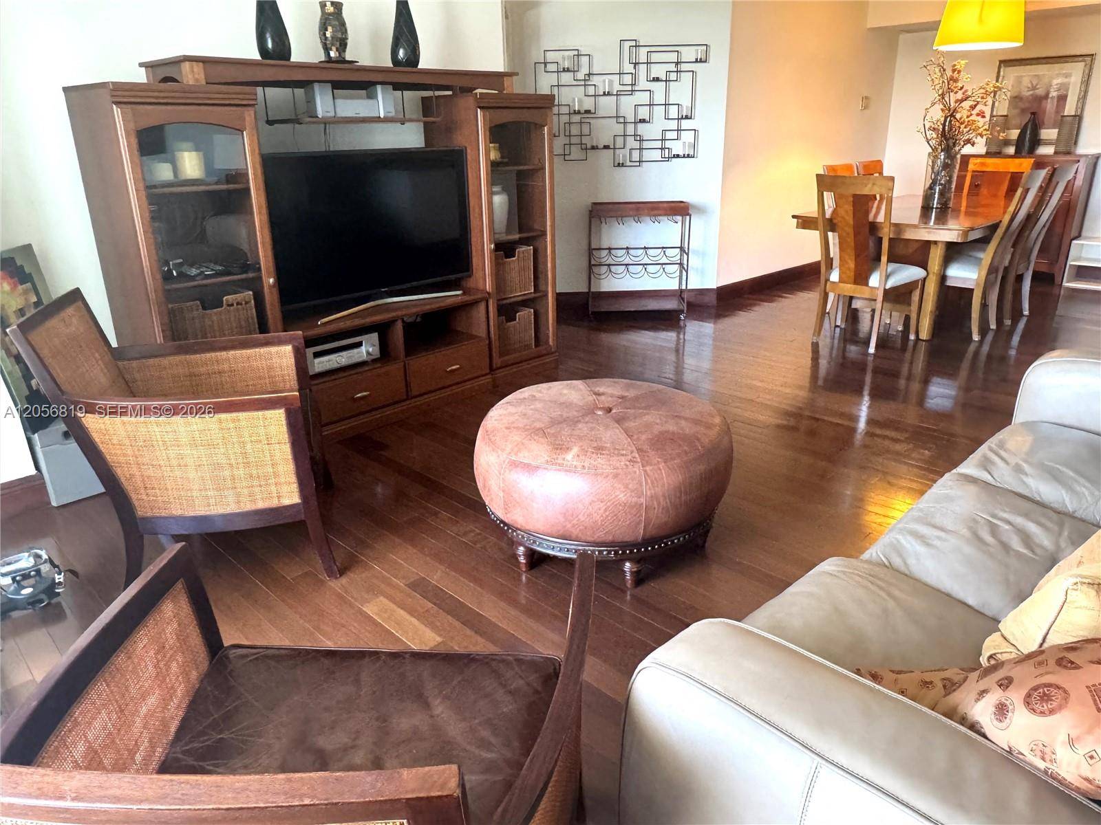 3530 Mystic Pointe DrAventura - MYSTIC POINTE TOWER 500 C condo unit 1208 - picture
