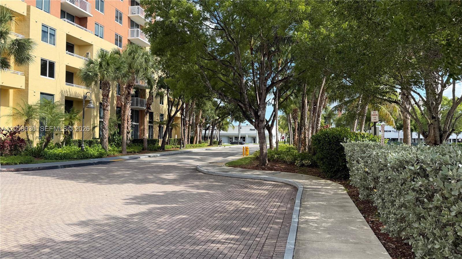 2775 NE 187th StAventura - VENTURE AT AVENTURA WEST condo unit 316 - picture
