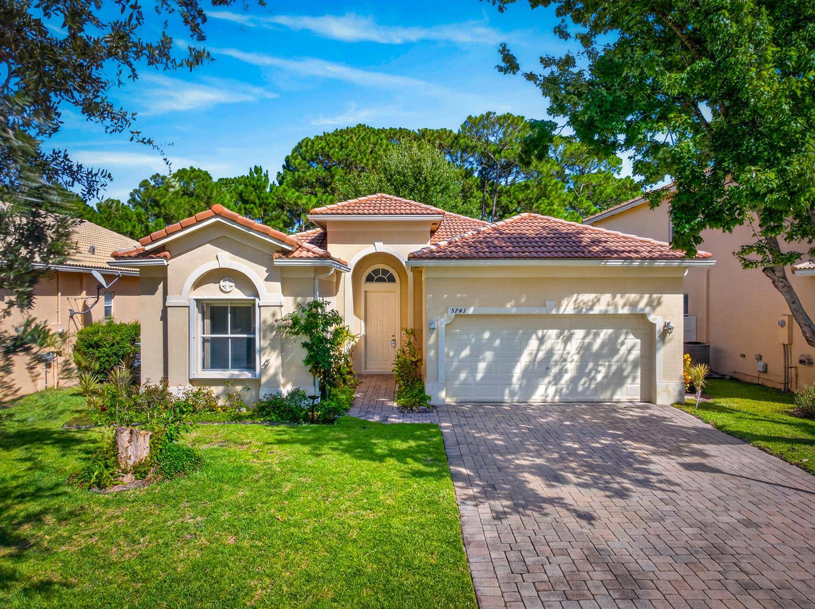 5743 SunberryFort Pierce - picture