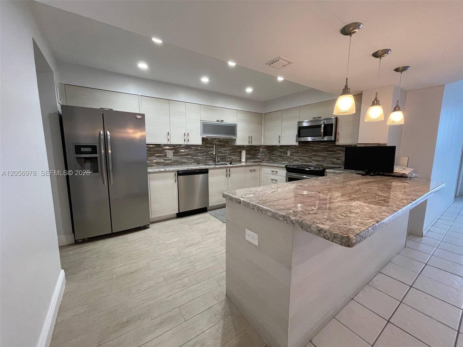 5825 Collins AveMiami Beach - CORINTHIAN CONDO condo unit 7B - picture