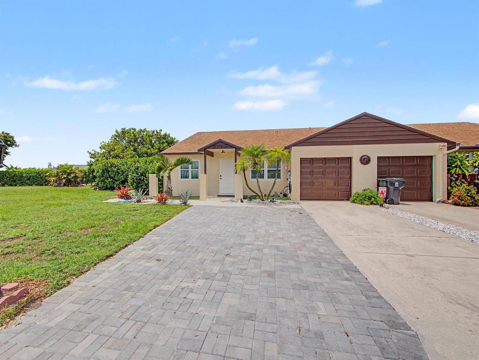 8464 Lake WorthWellington - picture