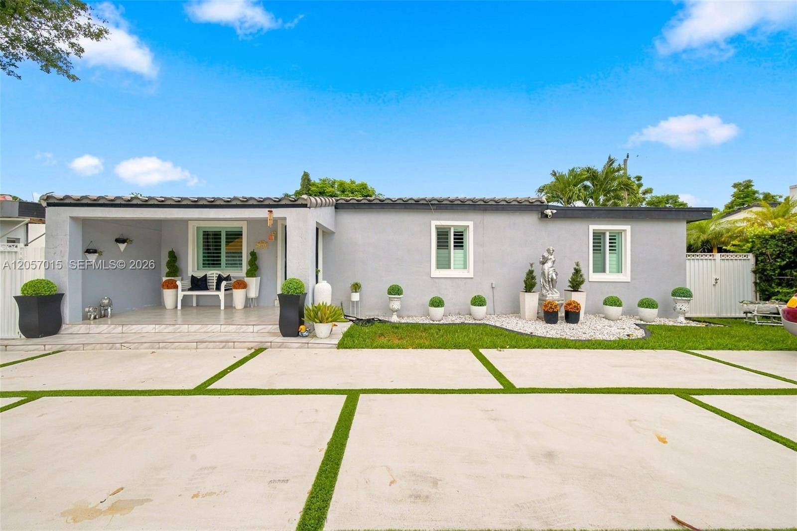 4261 SW 12th StMiami - picture