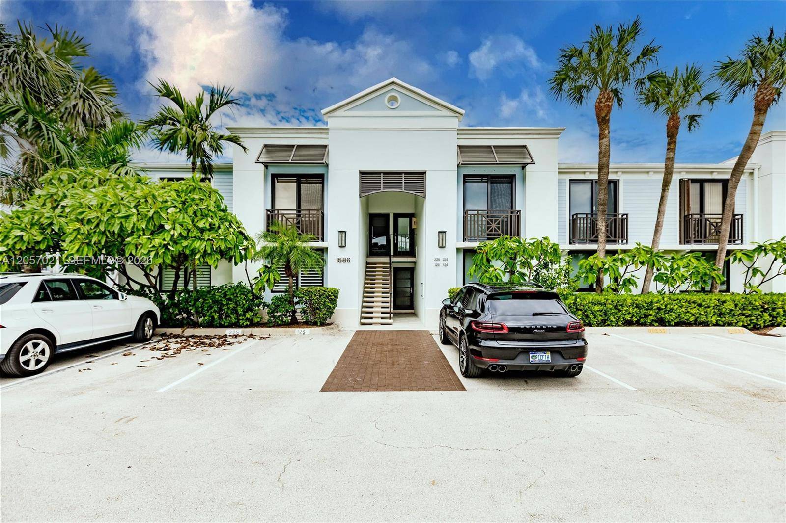1586 S Ocean LnFort Lauderdale - OCEANAGE CONDO condo unit 125 - picture