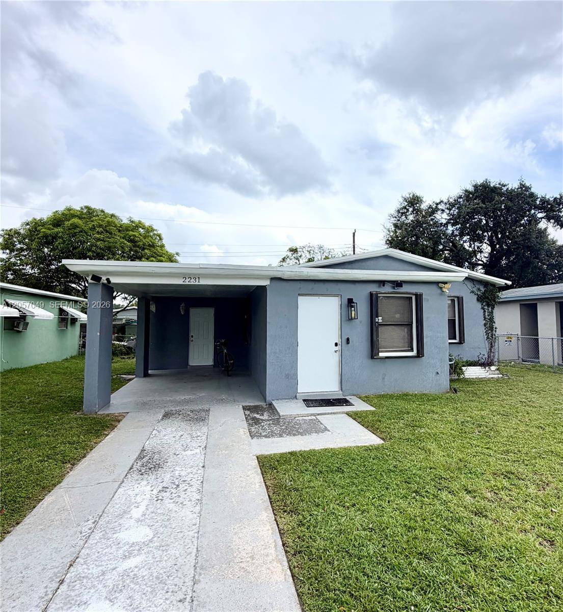 2231 NW 9th CtFort Lauderdale - picture