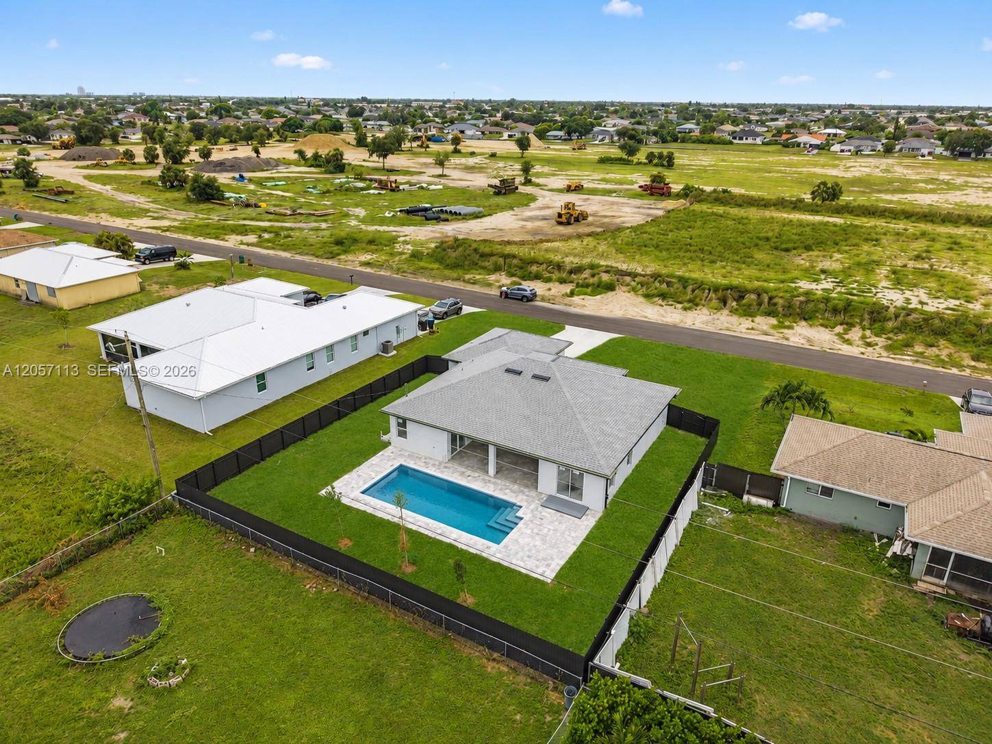 1013 NE 14th TerCape Coral - picture