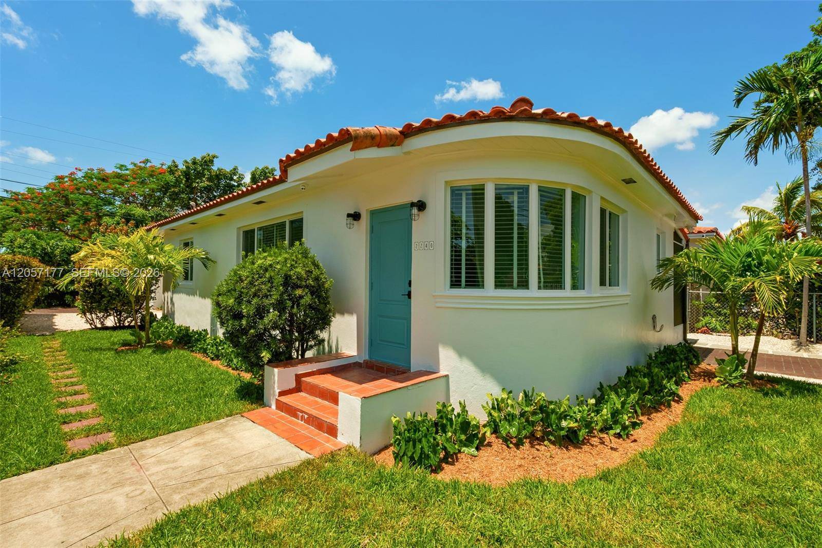 2240 SW 24th AveMiami - picture