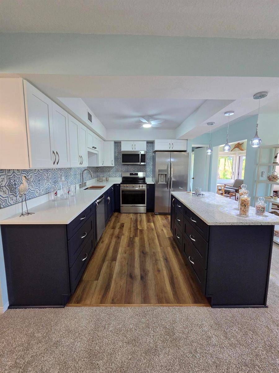 1800 SE Saint LucieStuart - CONQUISTADOR CONDO condo unit 7-301 - picture