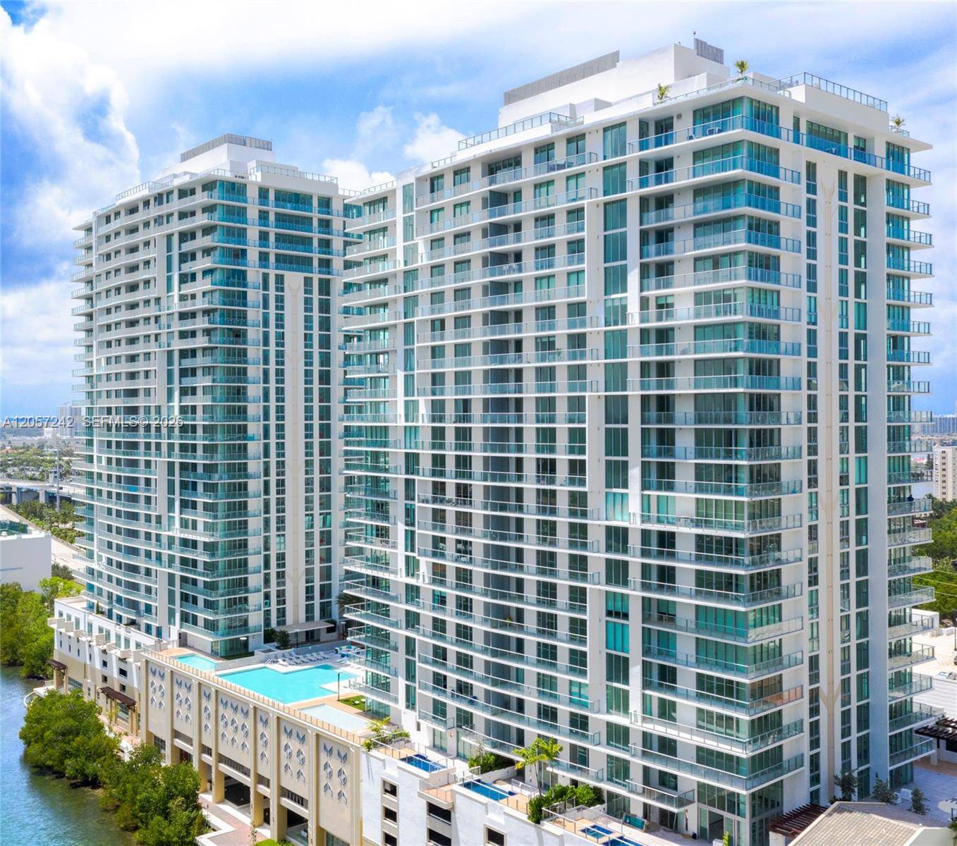 330 Sunny Isles BlvdSunny Isles Beach - PARQUE TOWERS CONDO condo unit 5-1506 - picture