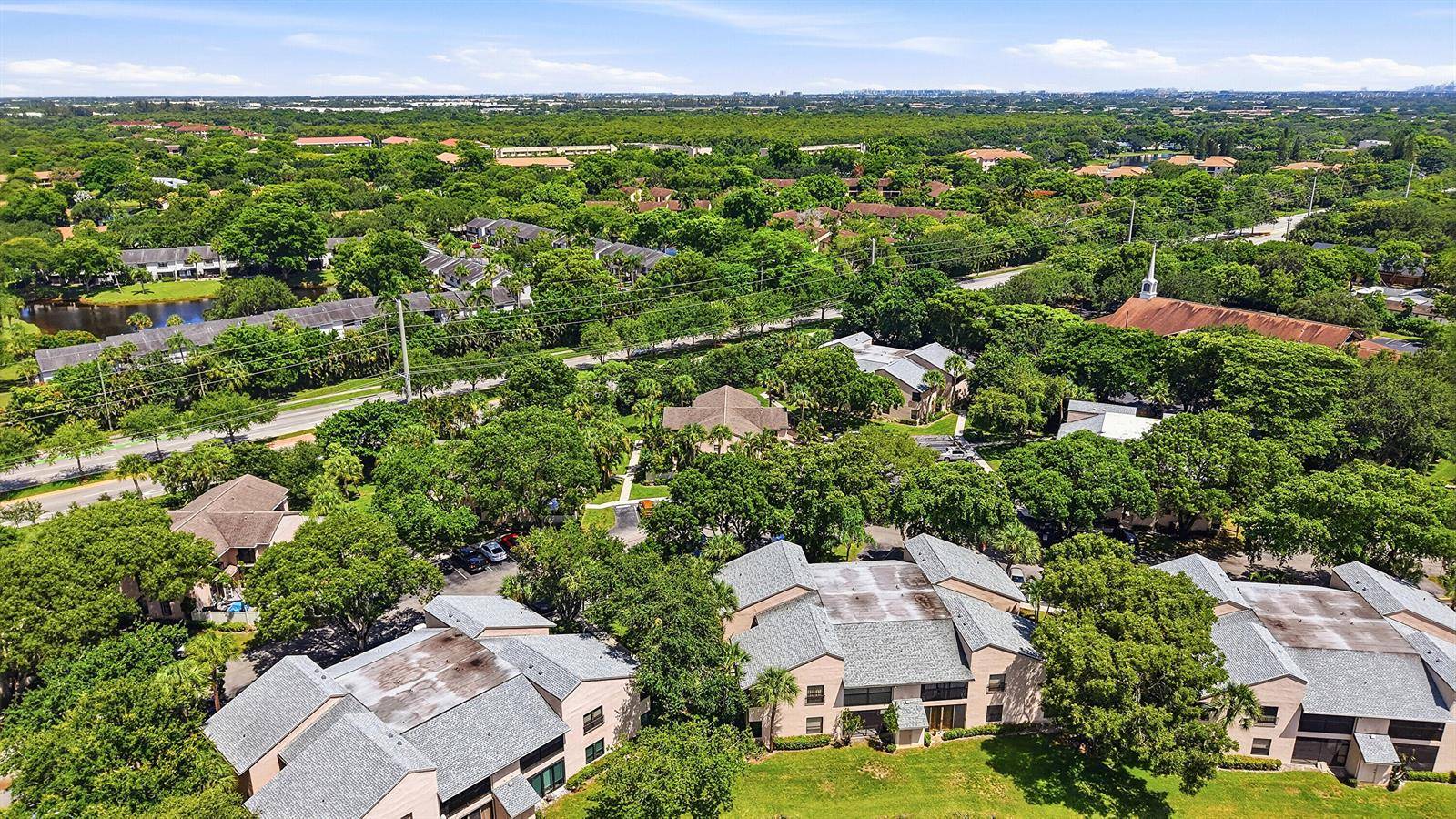 3439 NW 47THCoconut Creek - KARANDA VILLAGE V-A CONDO,KARANDA VILLAGE V-A condo unit 31100 - picture