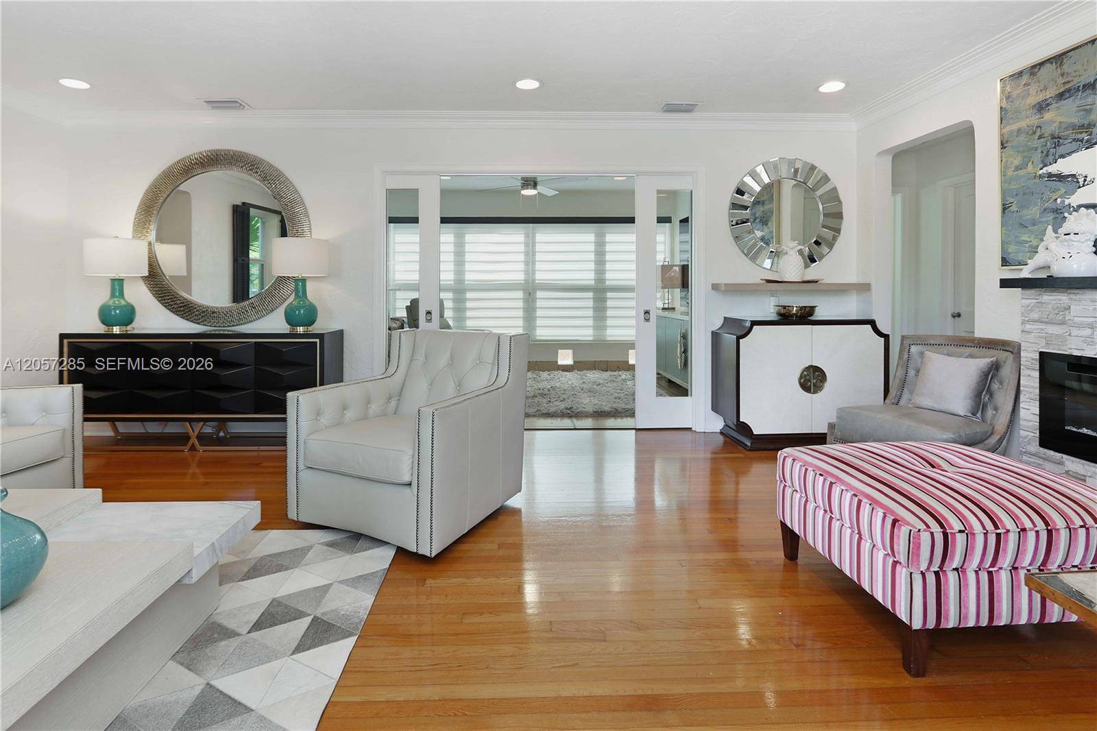 405 S 16th AveHollywood - picture