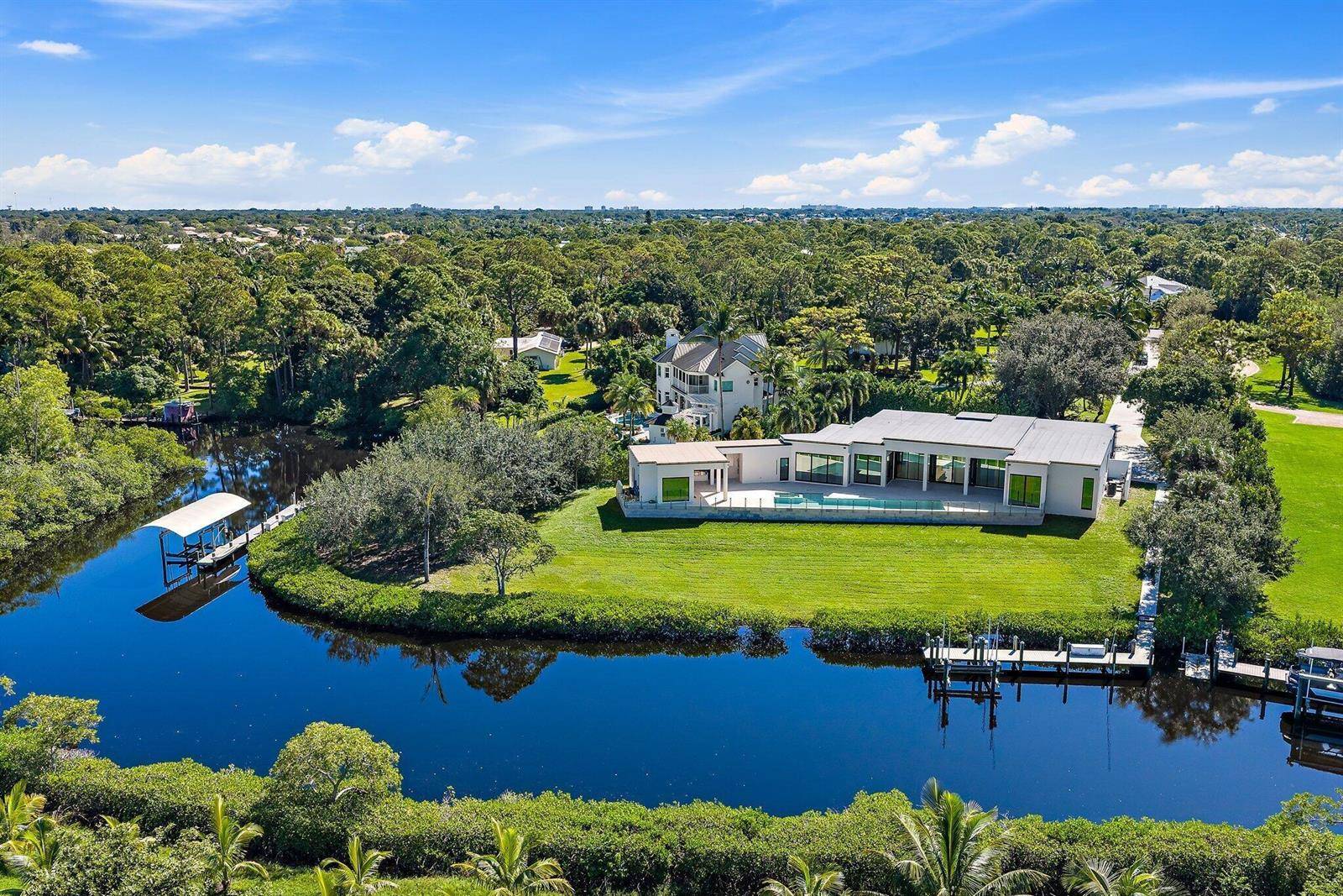 8309 SE RIVERS EDGEJupiter - picture