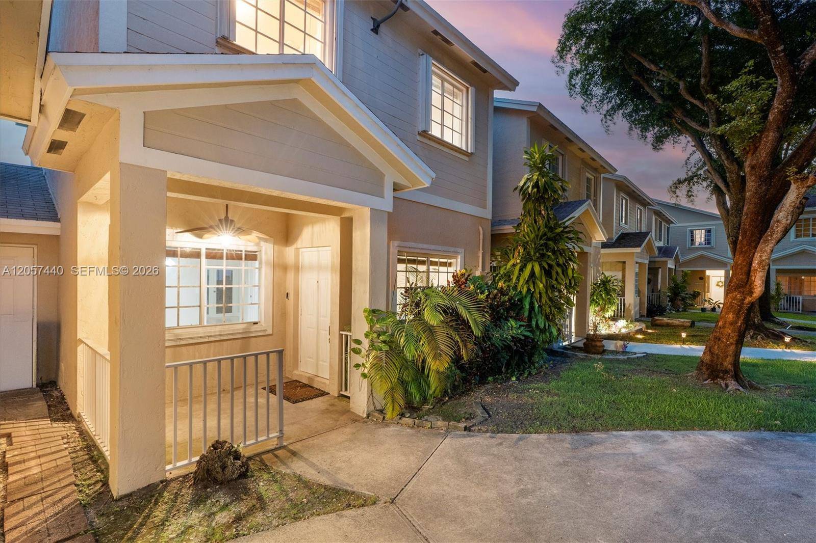 12242 SW 148th TerMiami - picture