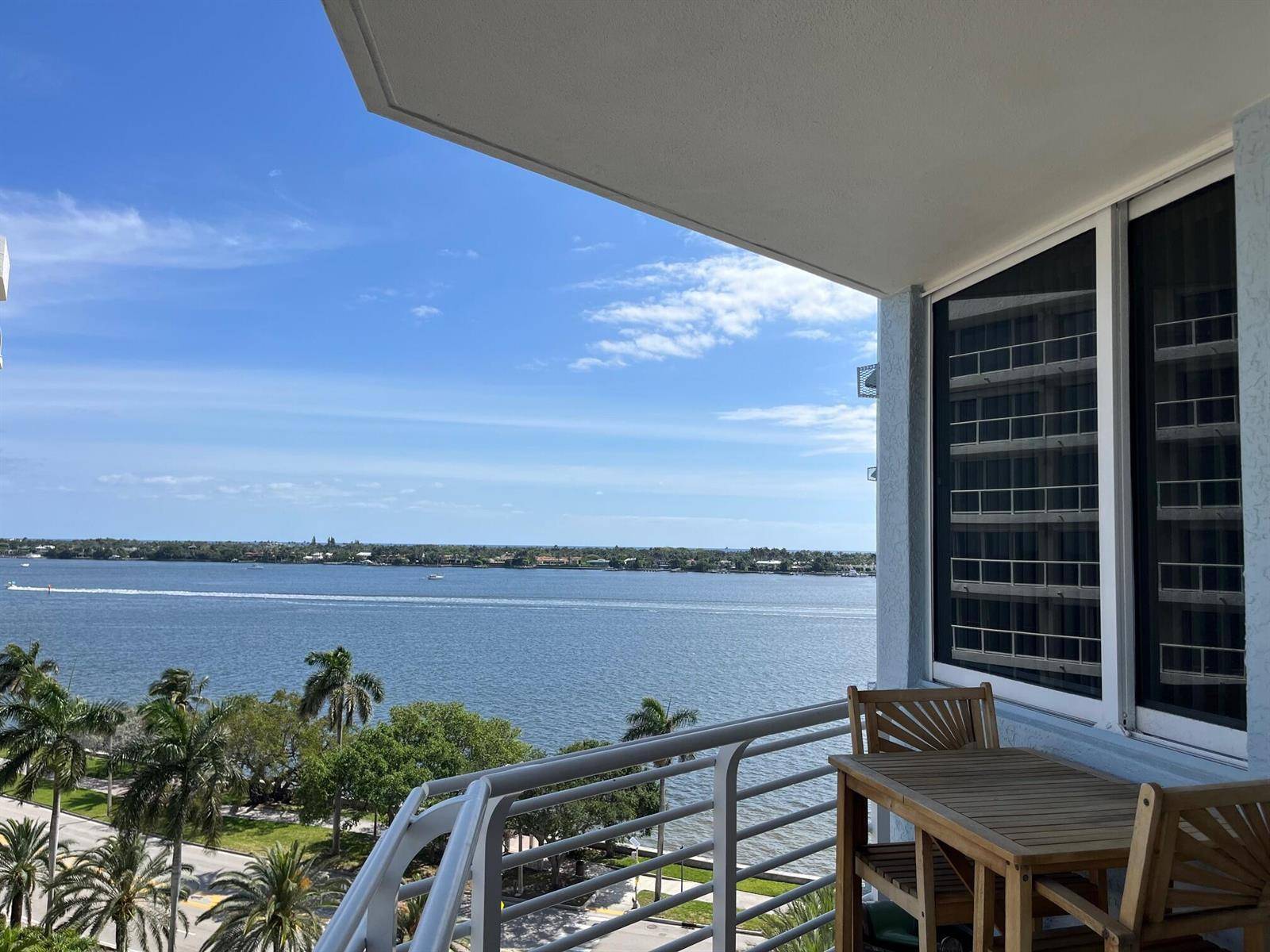 1551 N FlaglerWest Palm Beach - Slade condo unit 802 - picture