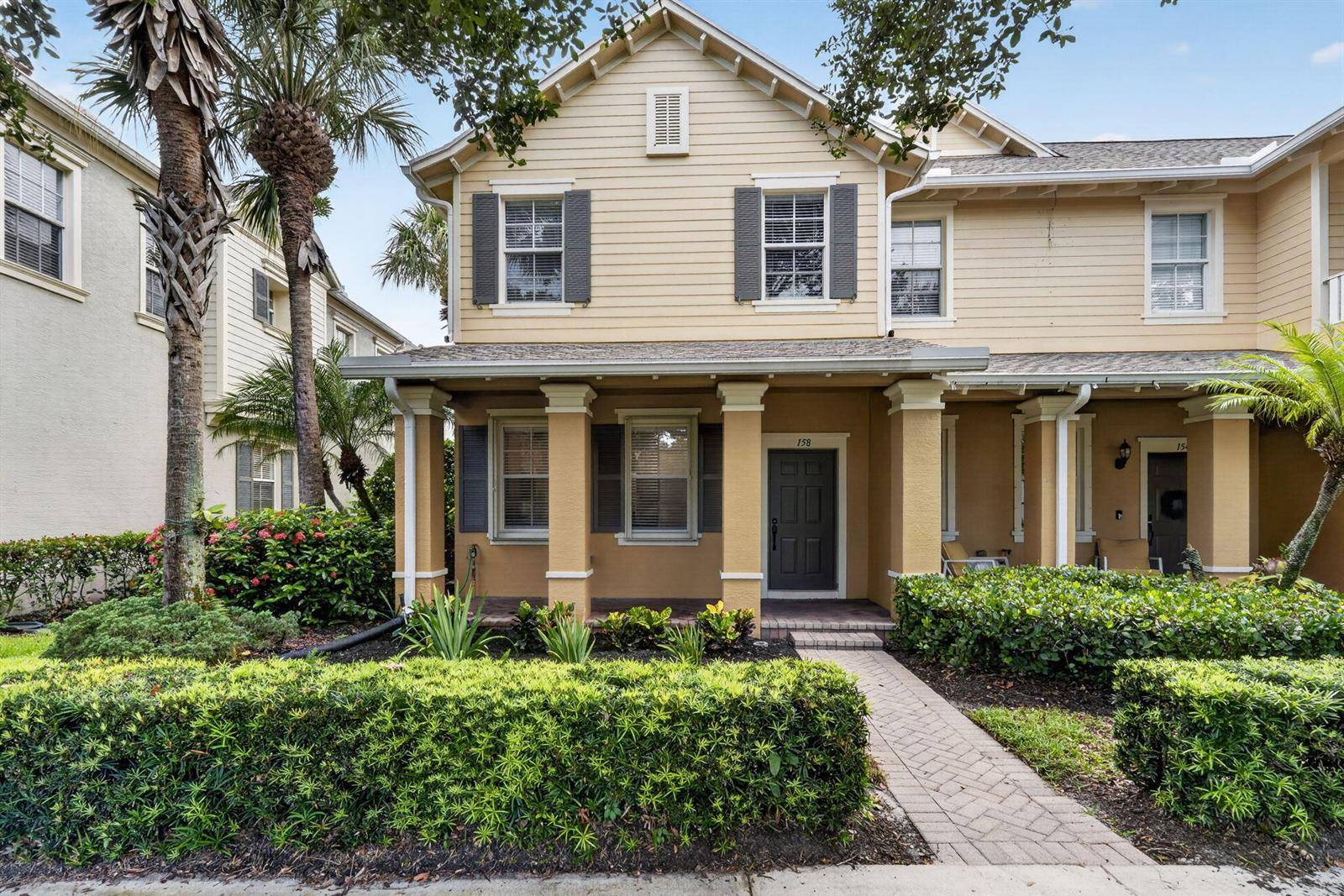 158 W Thatch PalmJupiter - picture